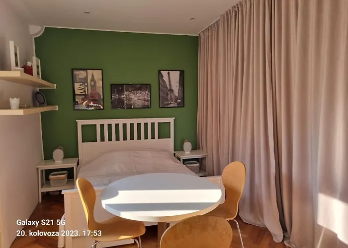 Welcome Senj Twin Bed !