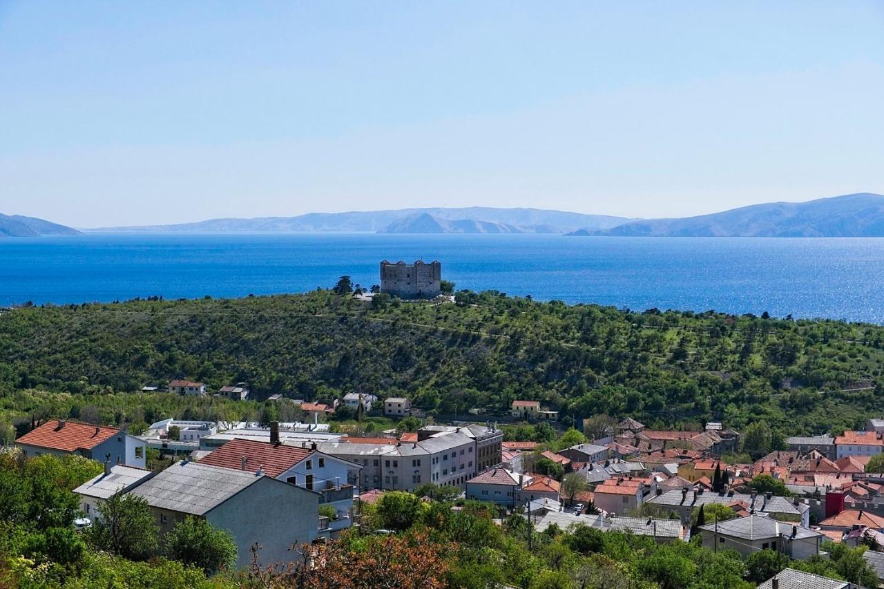 Apartment Welcome Senj Twin Bed ! *