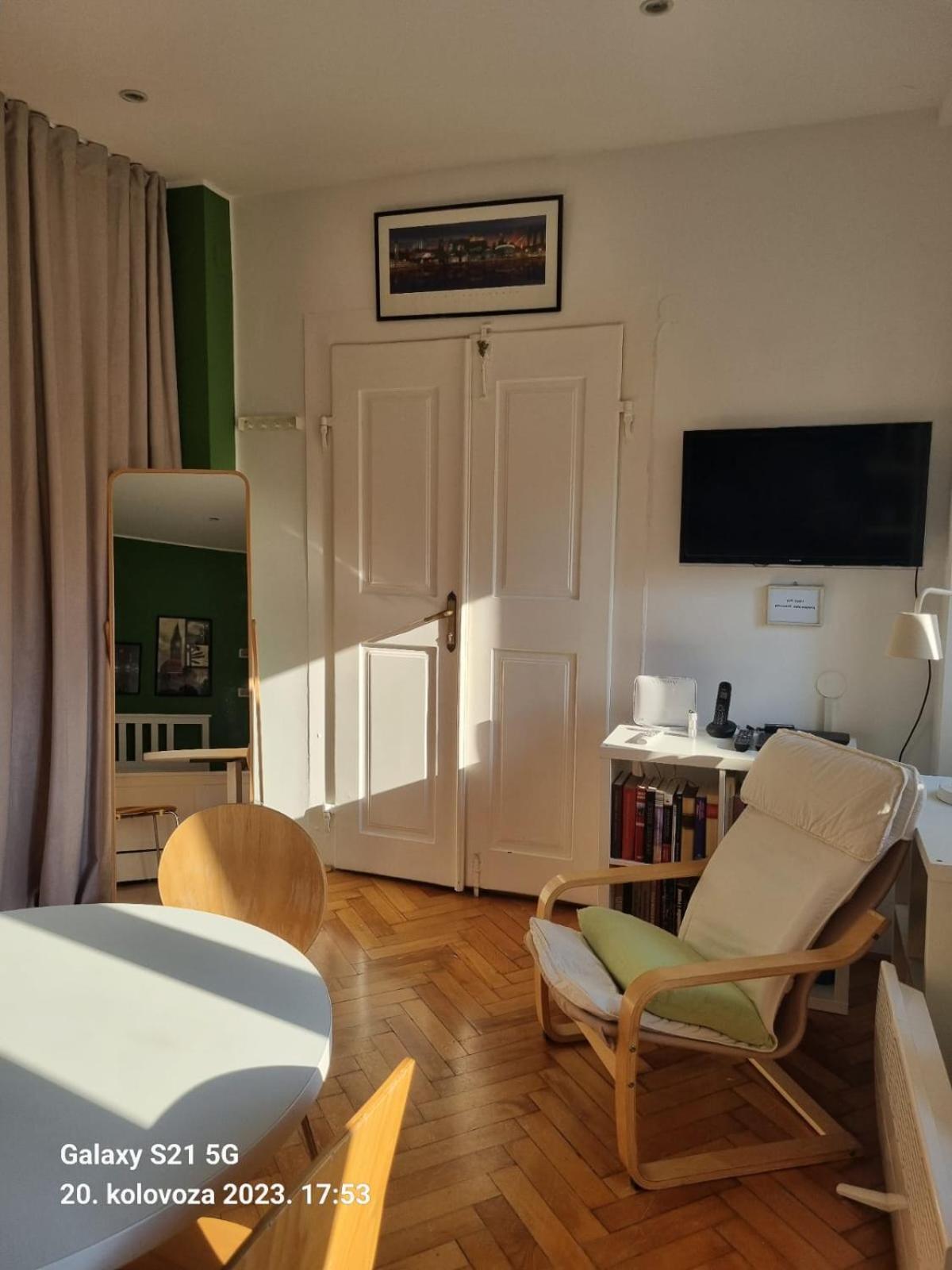 Apartment Welcome Senj Twin Bed ! *